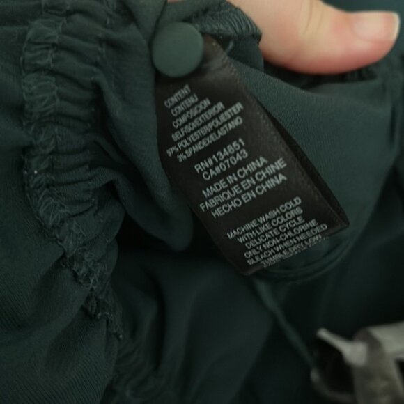 NWT WAYF Open Back Blouse - Picture 8 of 8